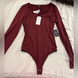 Express Body Contour Compression Scoop Neck Thong Bodysuit Deep Red Size Small